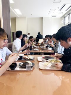 学食1